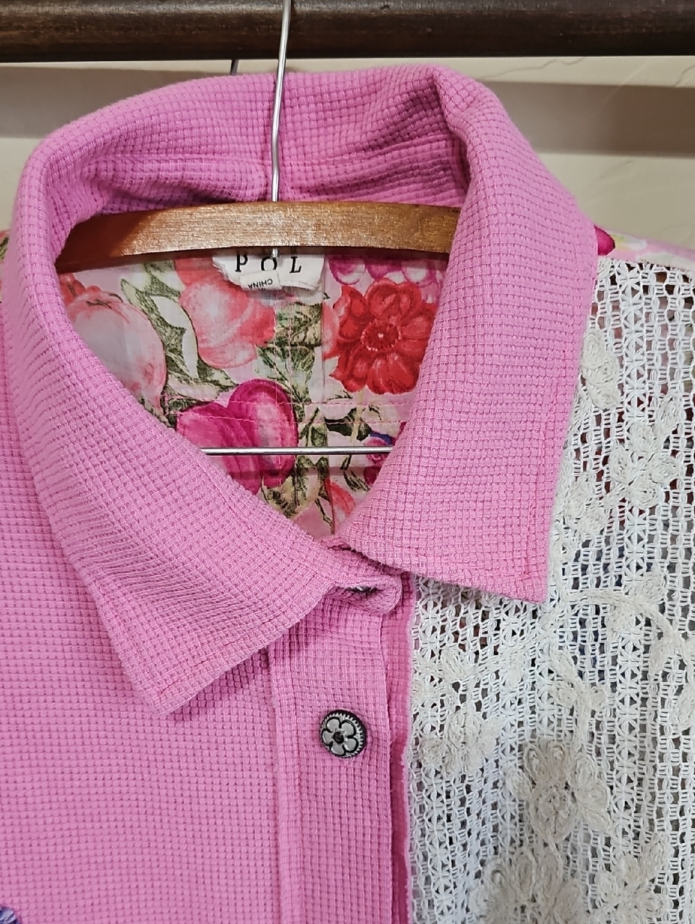 POL Pink Floral Patchwork Lace Button-Up Shirt - Picture 3 of 16